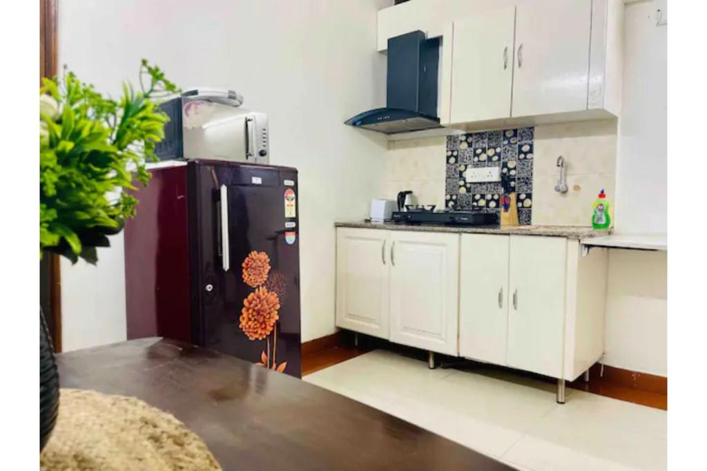 Select Living Spaces