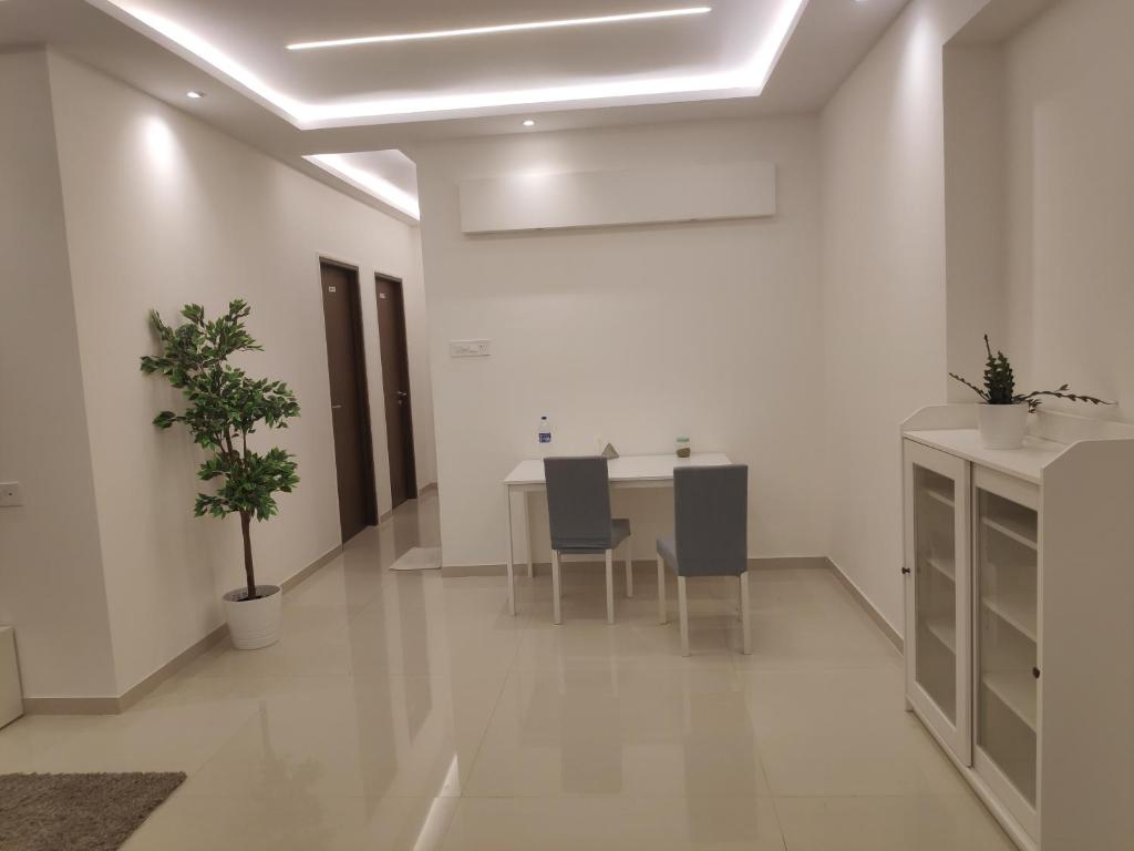 Premier 2 Bedroom Apartment in Chandivali