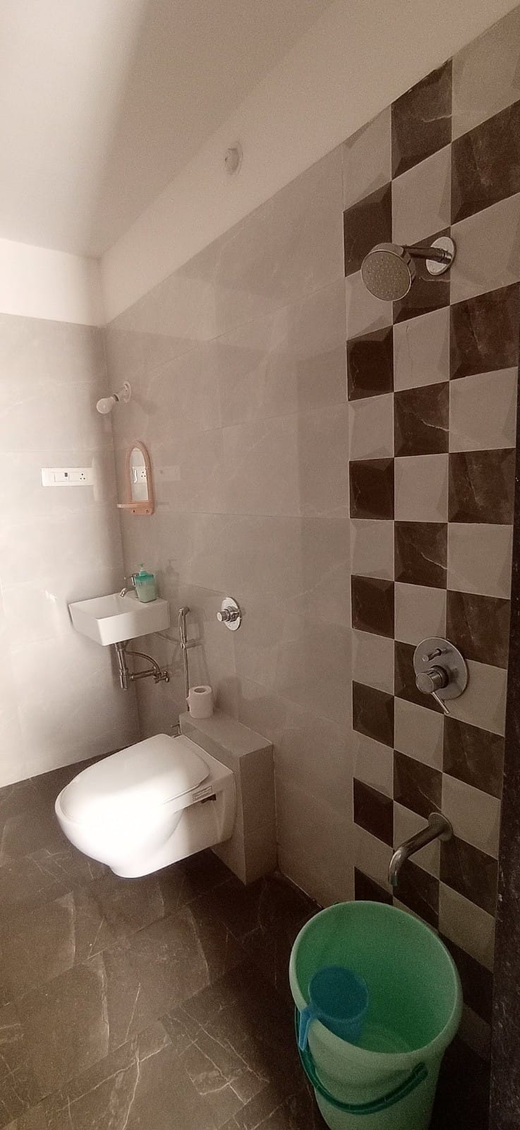 Modern 3 Bedroom Apartment in Thane West