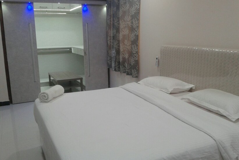 Serviced Apartment Hitech City