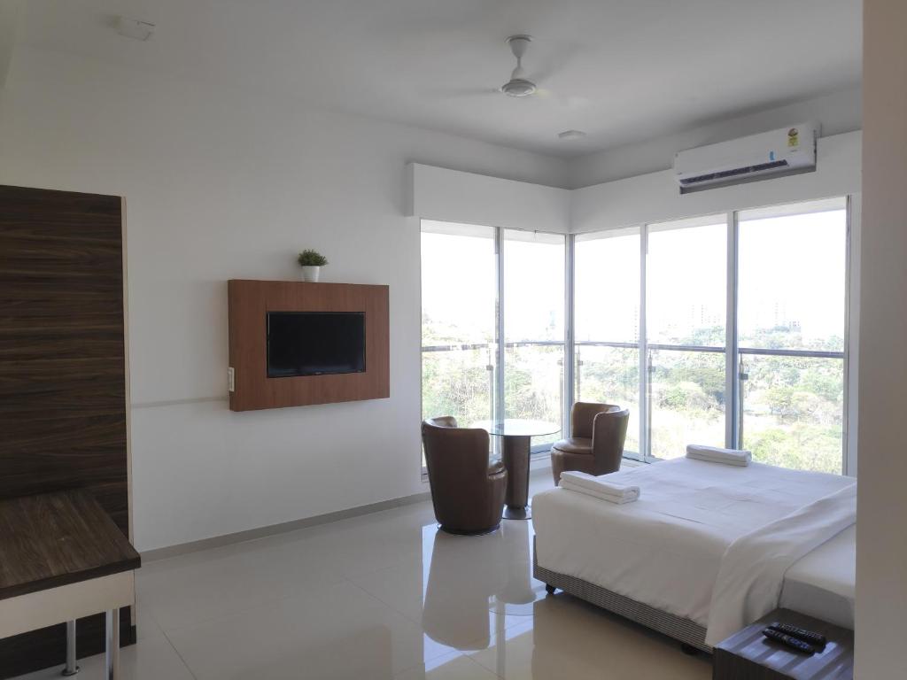 Premier 2 Bedroom Apartment in Chandivali