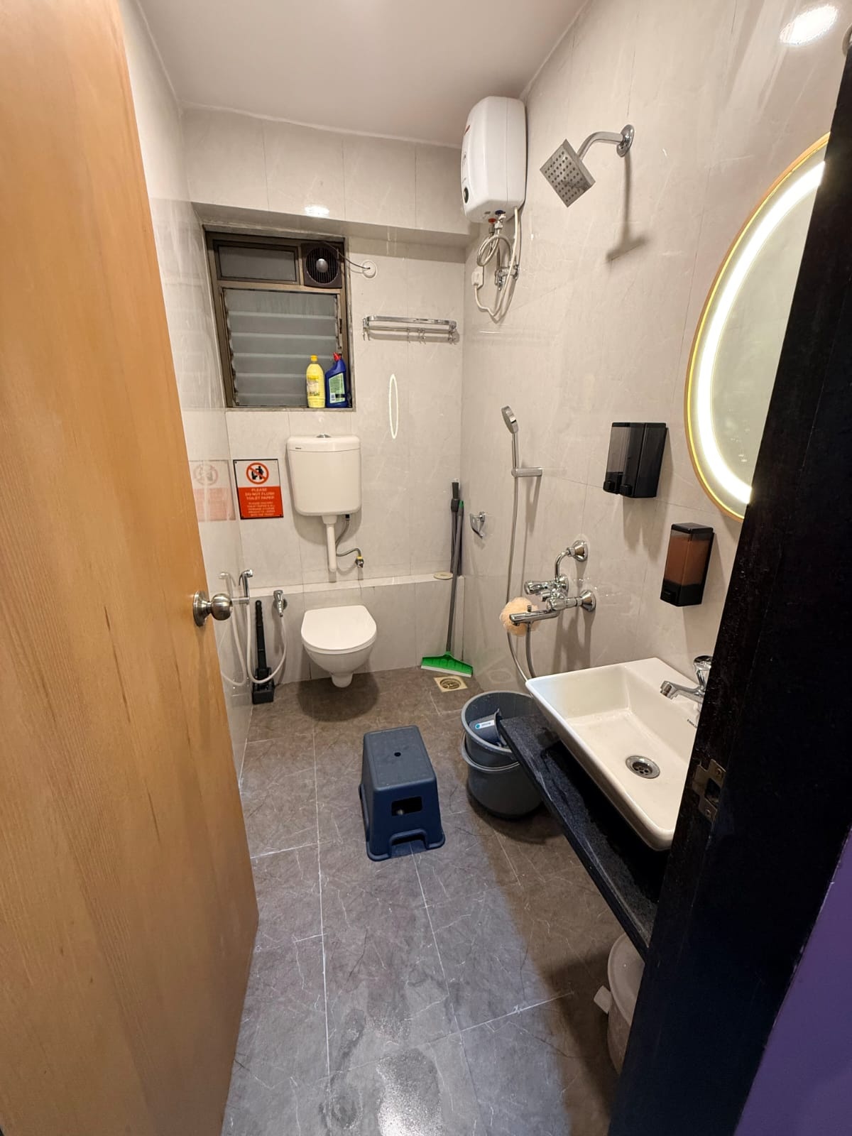 Elegant 2 BR Apartment @ Vakola
