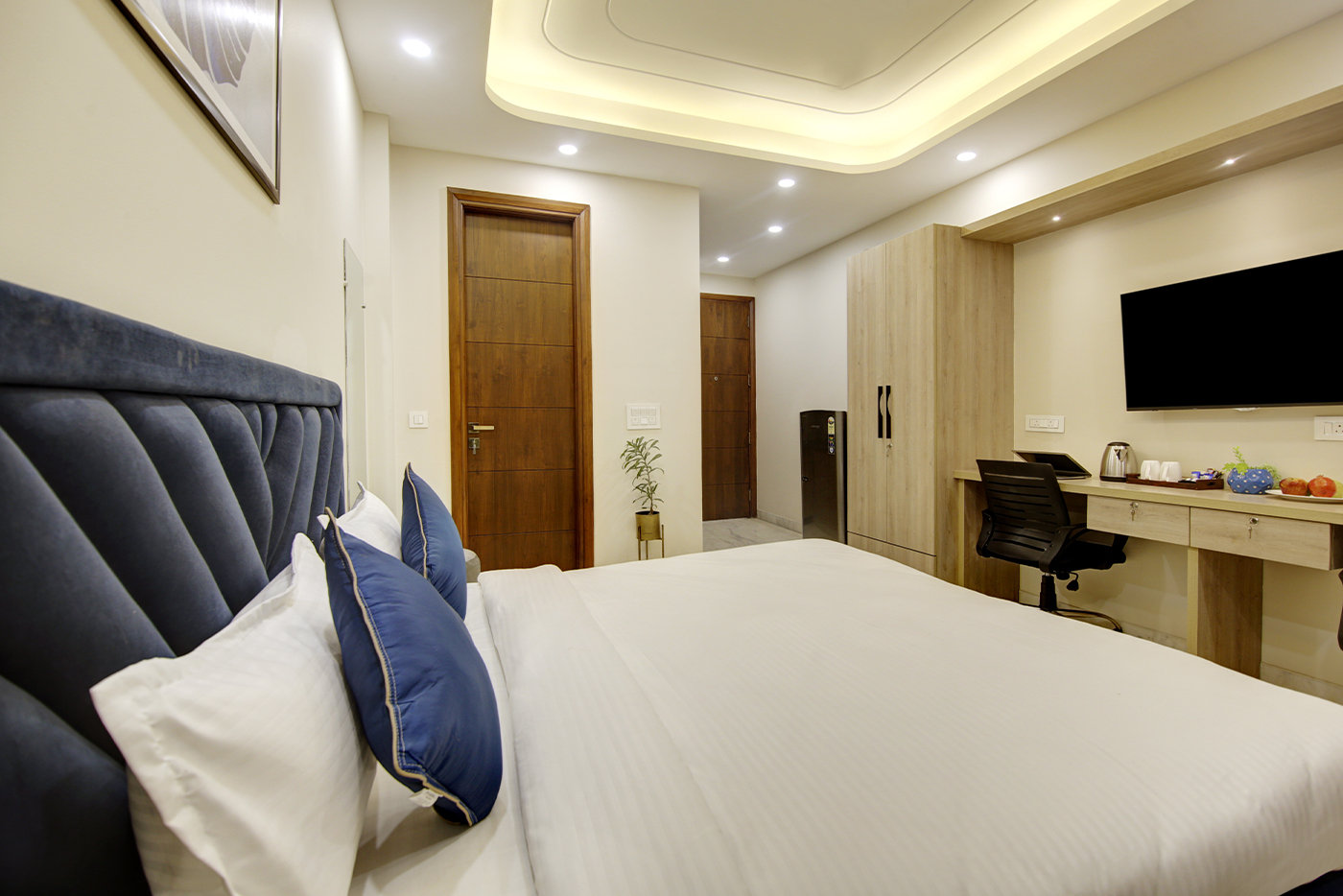 Premium Studio Apartment in DLF Phase THREE