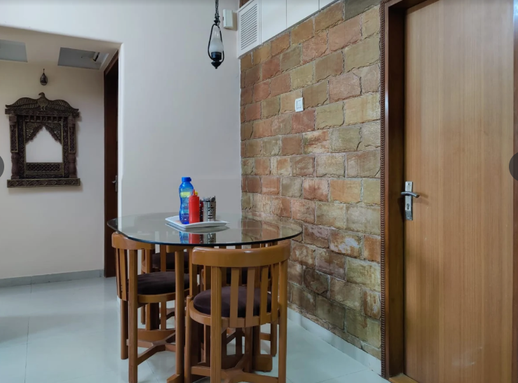 Elite Studio Apartment in Lower Parel