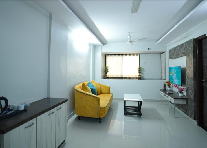 3 Bedroom Apartment in Vashi