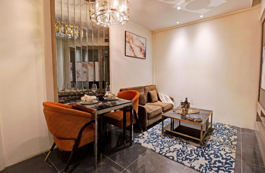 Opulent Living Apartments