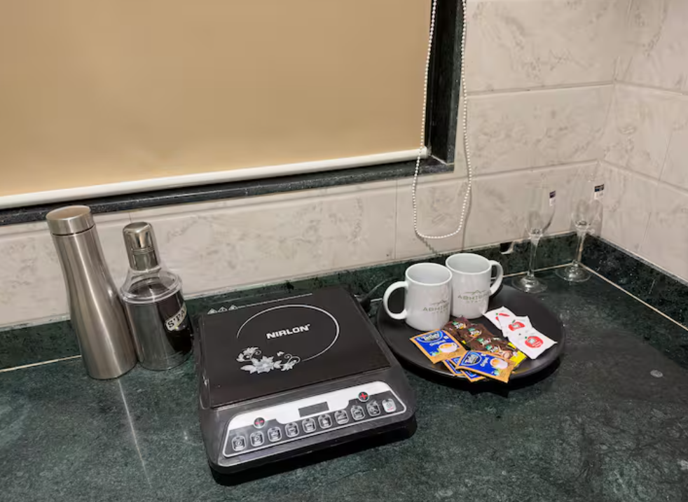 Luxury 1 Bedroom Apartment