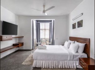 Serviced Apartment near UB City