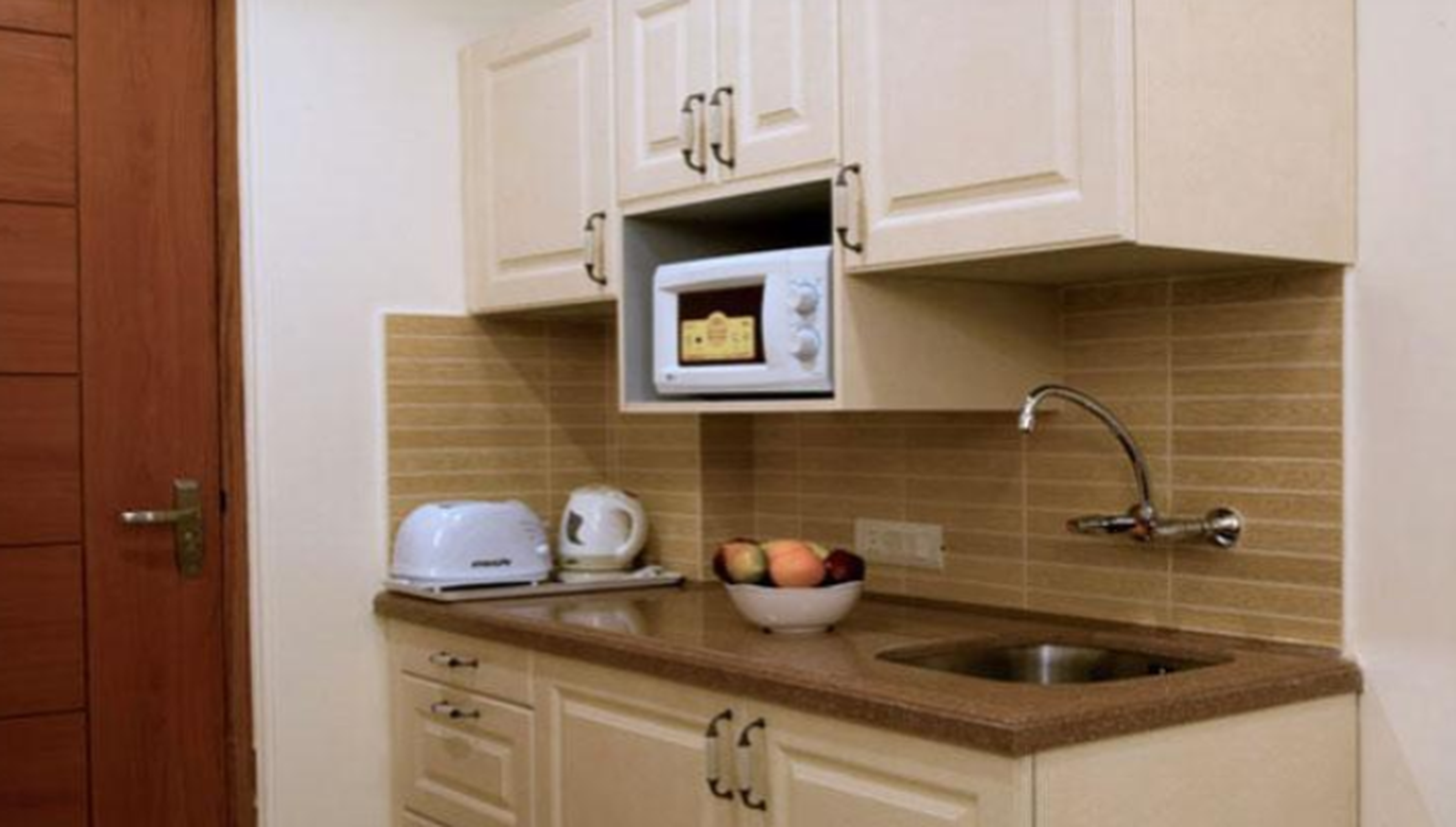 1 Bedroom Serviced Apartment @ Sector 71