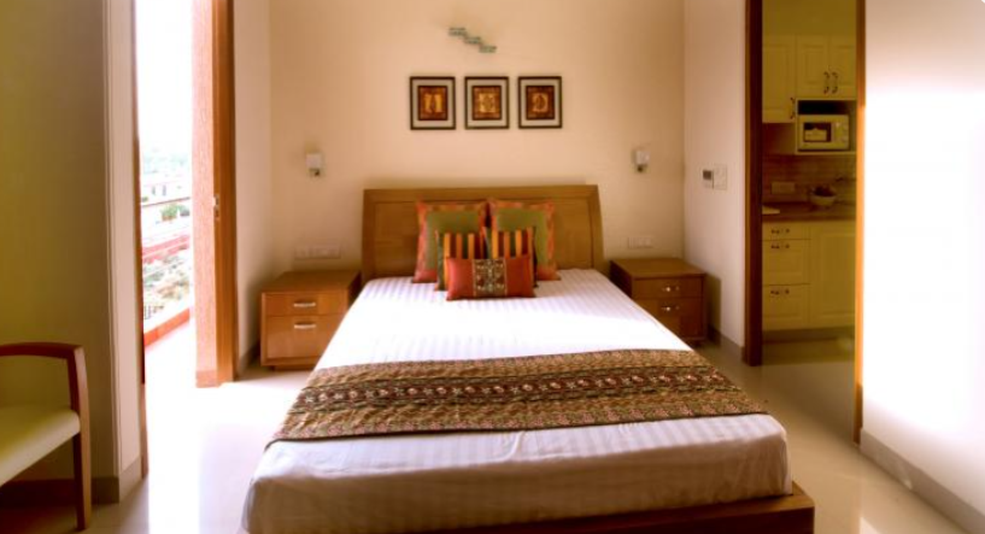 1 Bedroom Serviced Apartment @ Sector 71