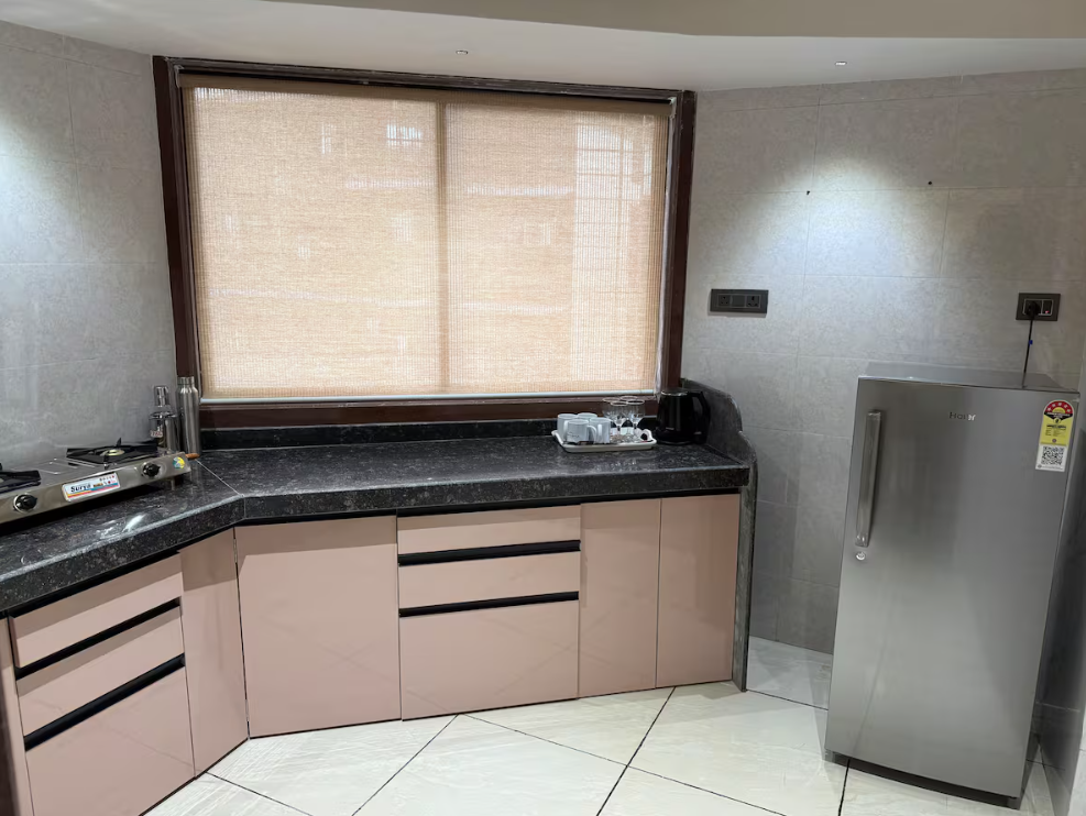 Fully Furnished 2 Bedroom Apartment Near Navi Mumbai Airport