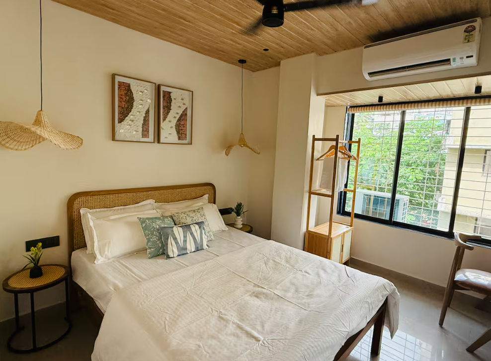 Urban 2 Bedroom Apartment with Easy Airport Access