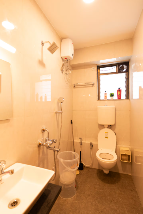 Lavish 2 BHK near BKC