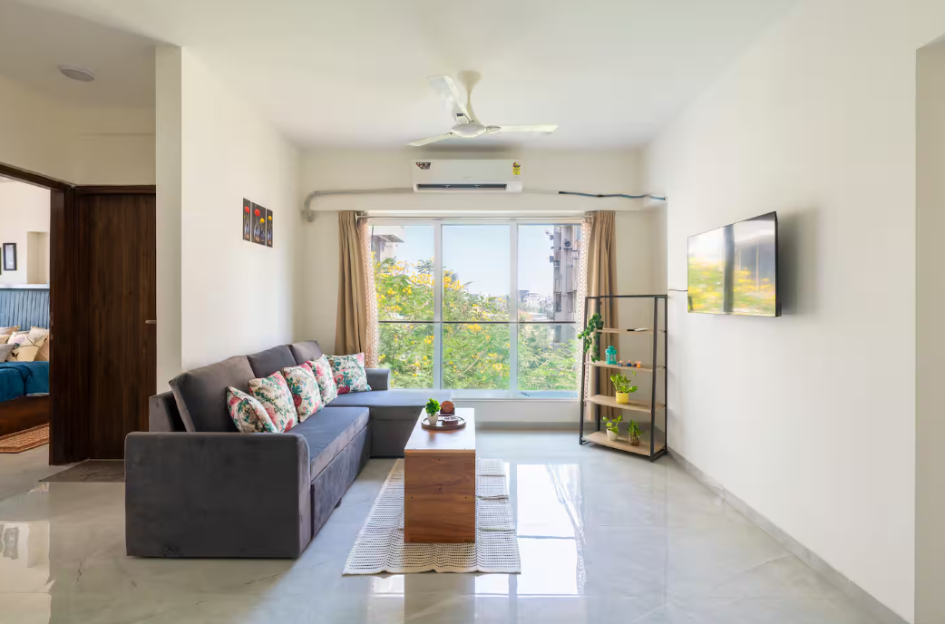 Royal 2 Bedroom Apartment Near BKC