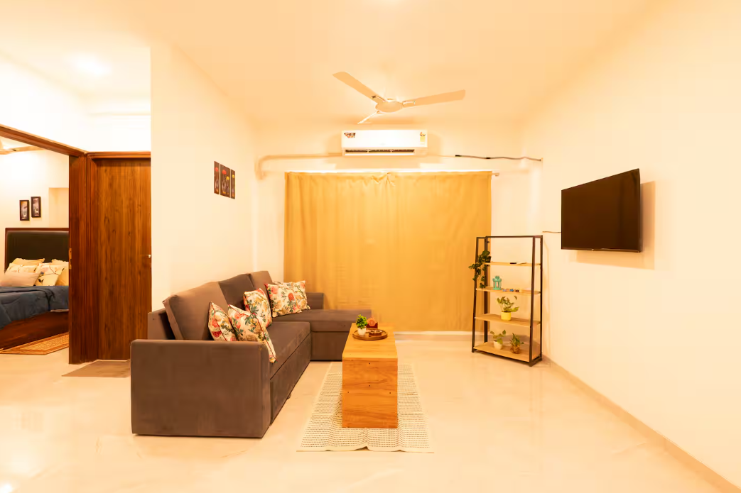 Royal 2 Bedroom Apartment Near BKC