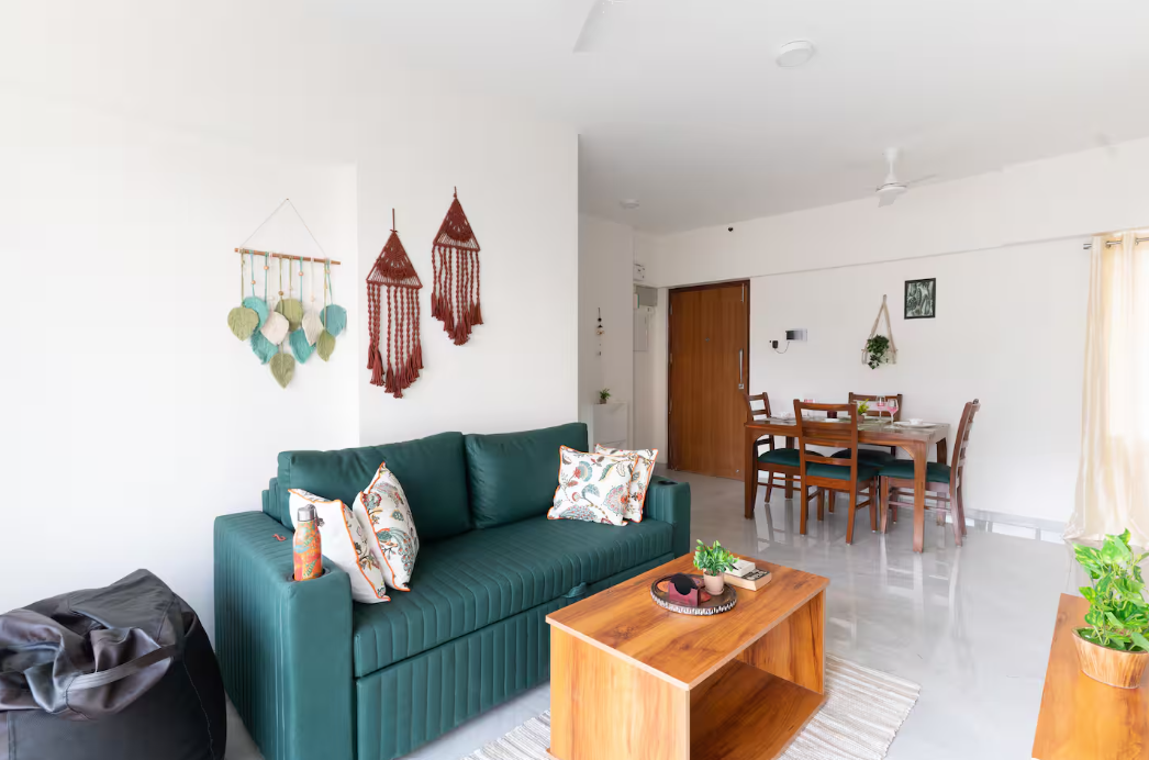 Royal 2 Bedroom Apartment Near BKC