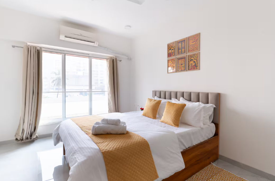 Royal 2 Bedroom Apartment Near BKC