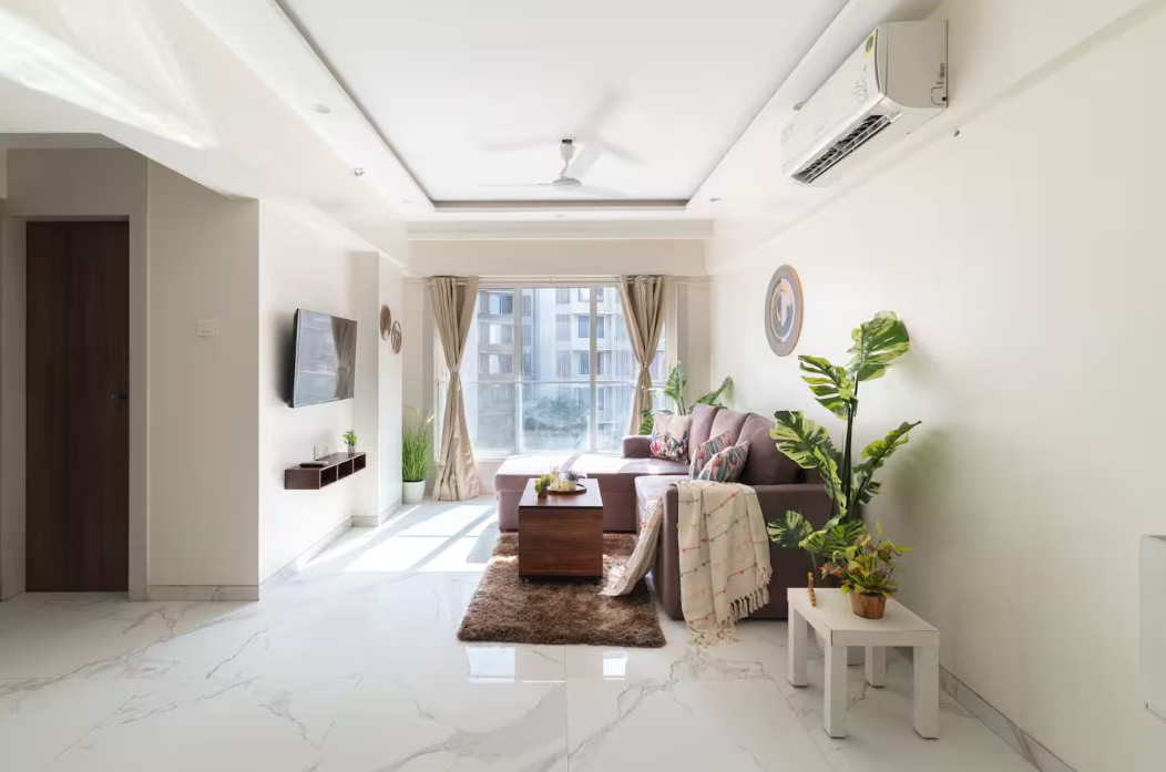 Grand 2BHK Apartment in Santacruz East