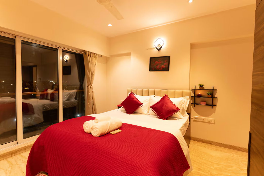 Luxe 2 Bedroom Apartment @Santacruz East