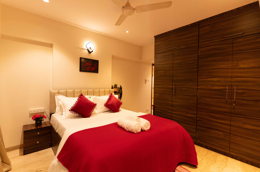 Luxe 2 Bedroom Apartment @Santacruz East