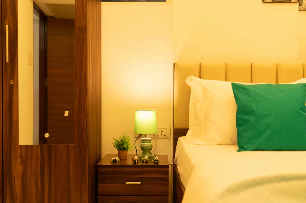 Cozy 2 Bedroom Service Apartment near Airport