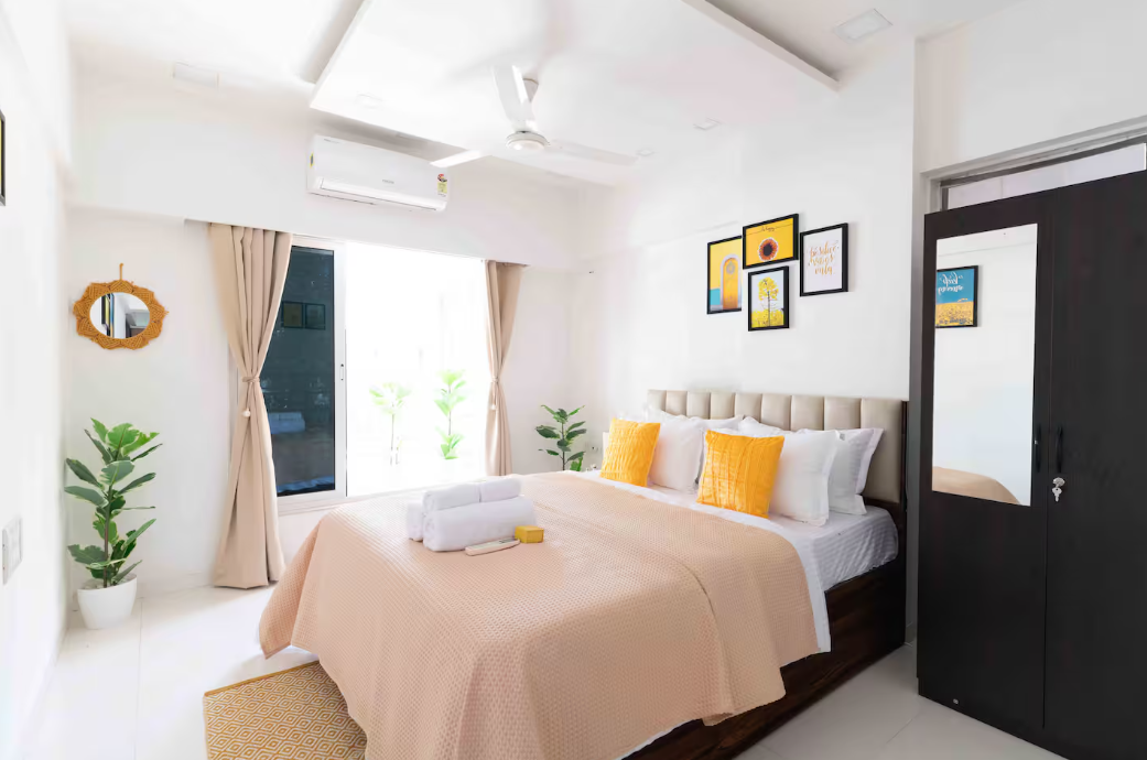 Cozy 2 Bedroom Service Apartment near Airport