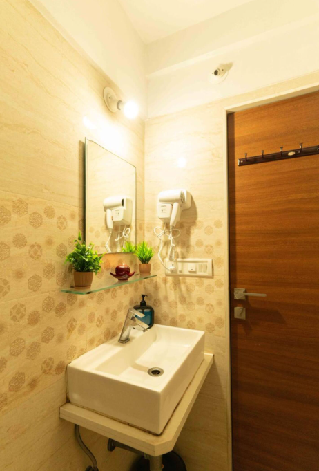 2 Bedroom Serviced Apartment @ Santacruz