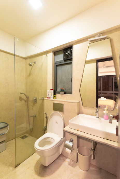 Classic 1 Bedroom Apartment in BKC