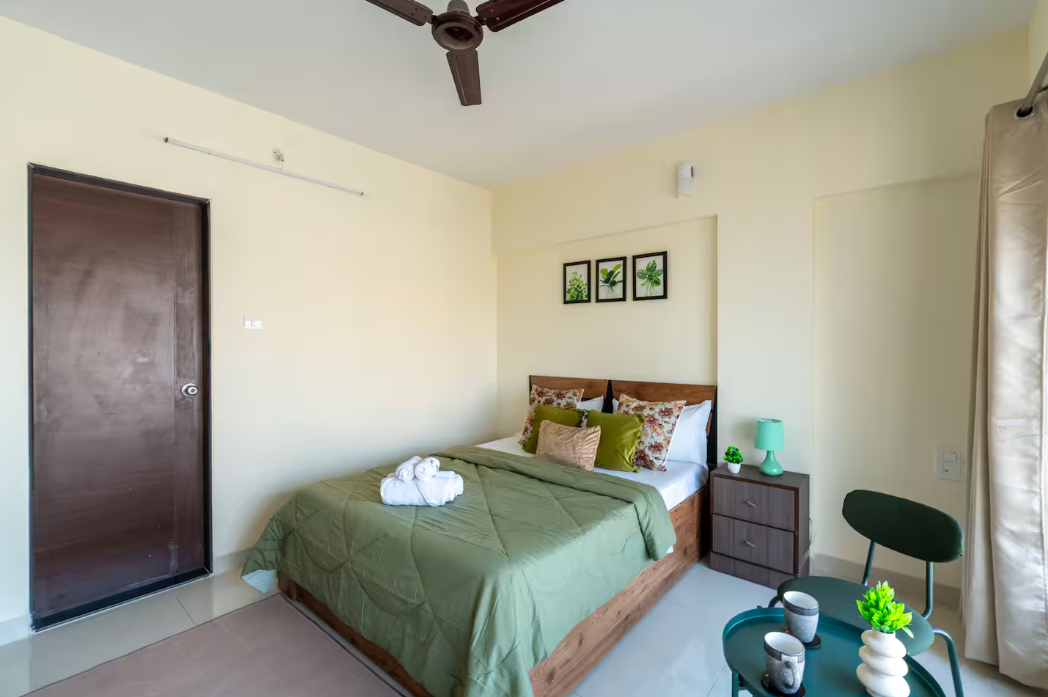 Spacious 3 Bedroom Apartment in Kala Nagar Bandra