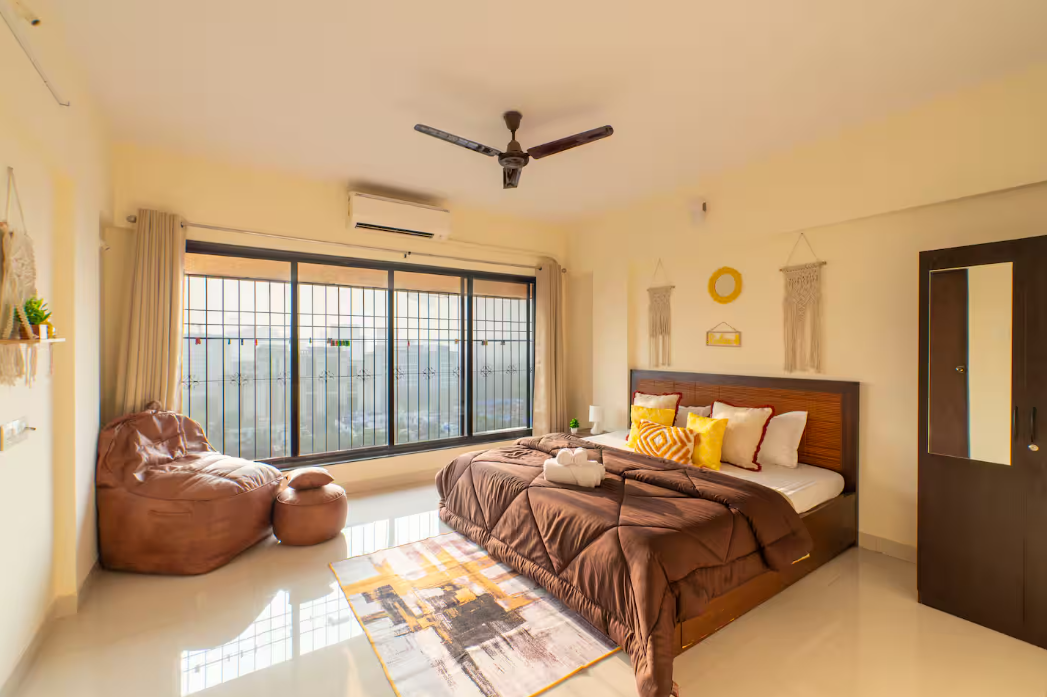 Spacious 3 Bedroom Apartment in Kala Nagar Bandra