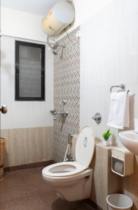 Spacious 3 Bedroom Apartment in Kala Nagar Bandra