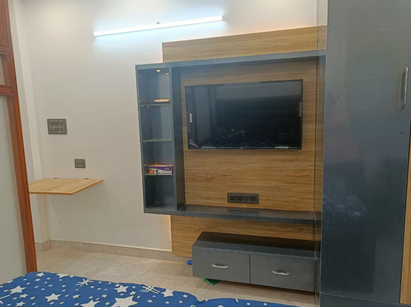 Executive Studio Apartment near Karampura