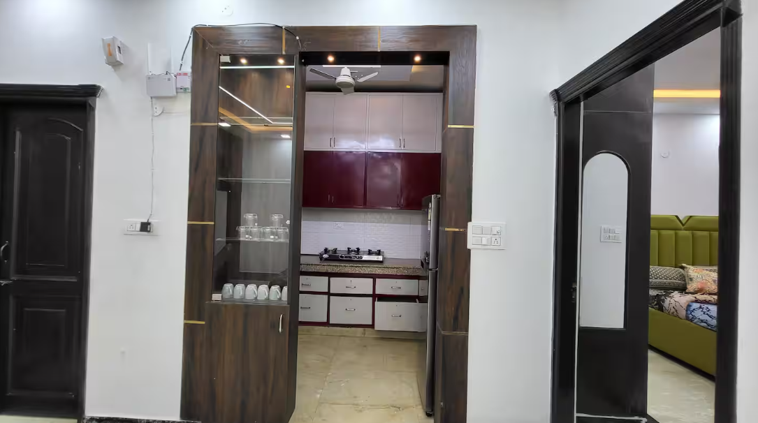 3 BR Serviced apartment in Paschim Vihar
