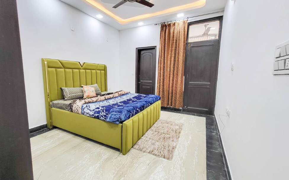 3 BR Serviced apartment in Paschim Vihar