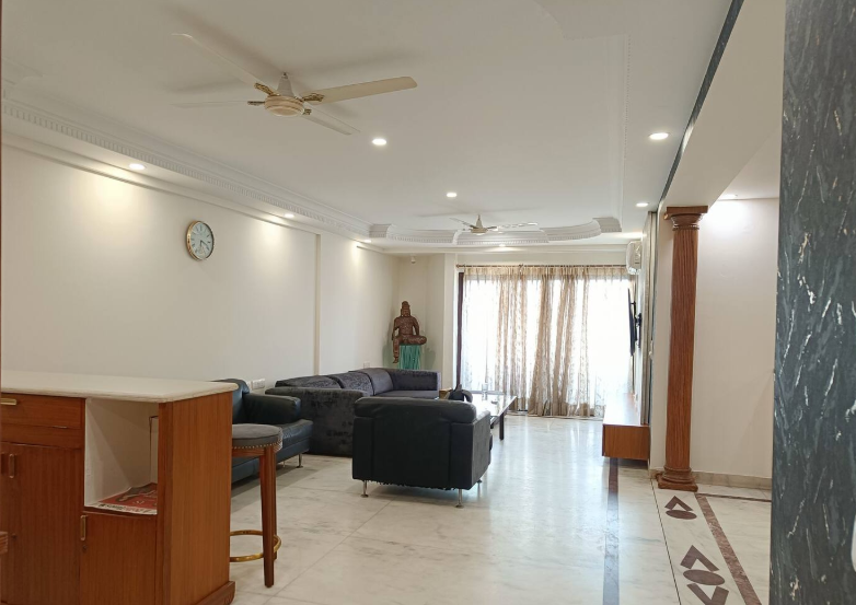 Elegant 3 BR Apartment in Connought Place