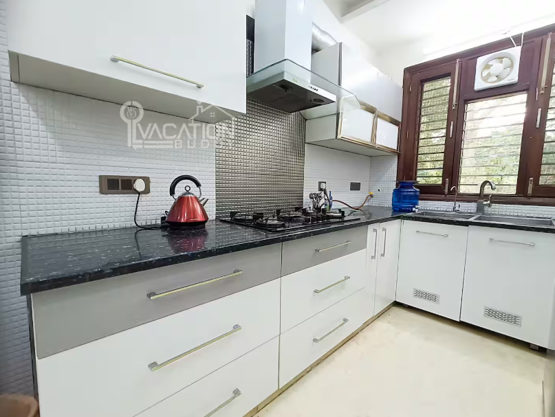 Spacious 2 BHK in Harsh Vihar