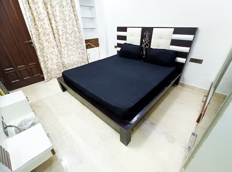 Spacious 2 BHK in Harsh Vihar