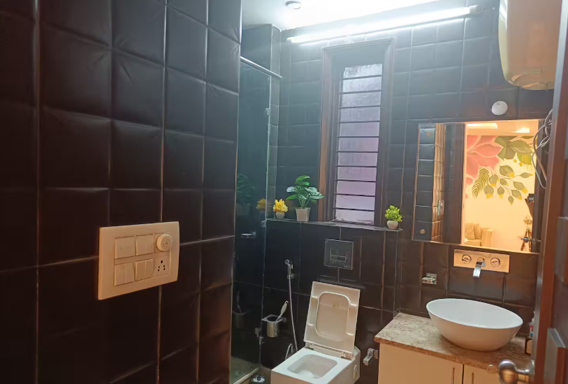 Stupendous 2 BR in Shalimar Bagh
