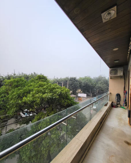 3 BR Homestay @ Shalimar Bagh