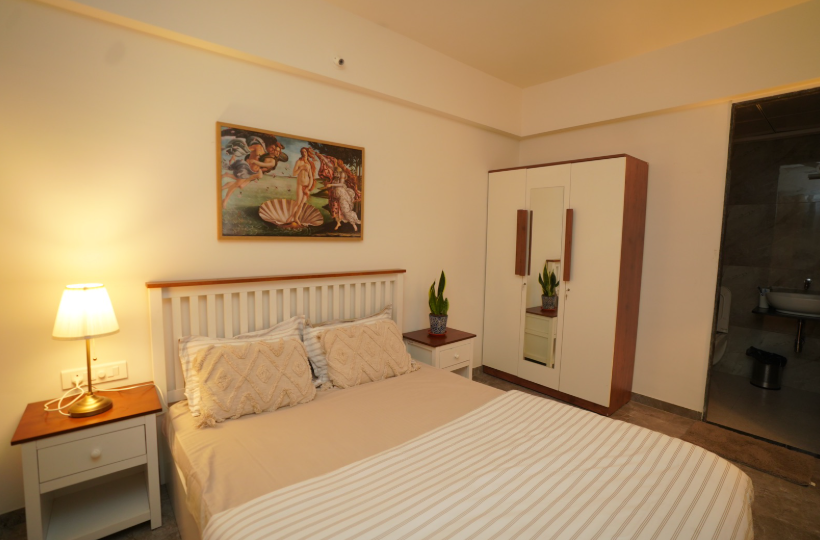 2 BR HomeStay in Viman Nagar