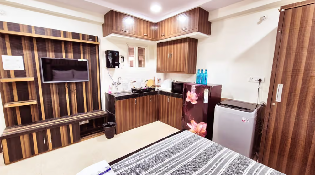 Studio Apartment with Kitchenette in Gachibowli