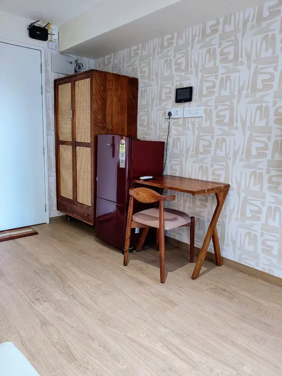 Studio Apartment with Jacuzzi in Koregaon Park