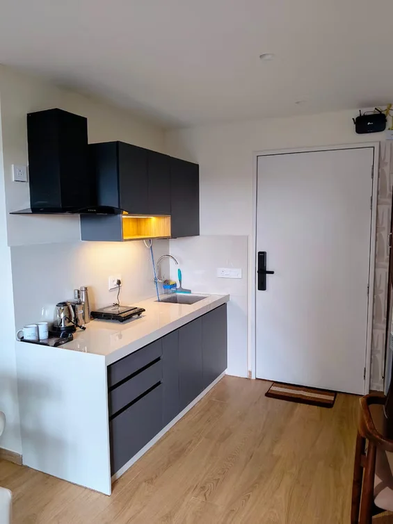 Studio Apartment with Jacuzzi in Koregaon Park