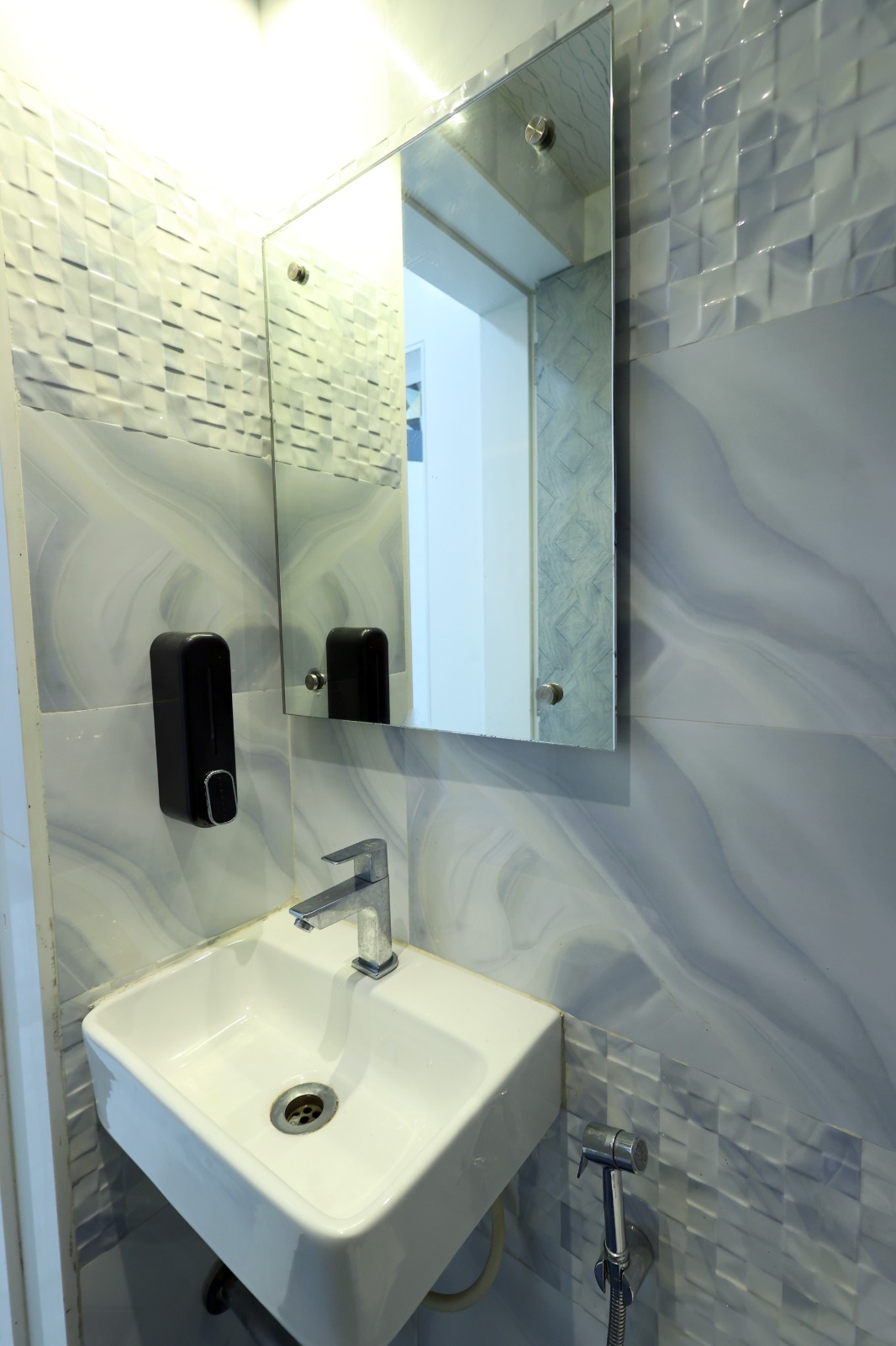 2 BR Serviced Apartment @ Andheri East