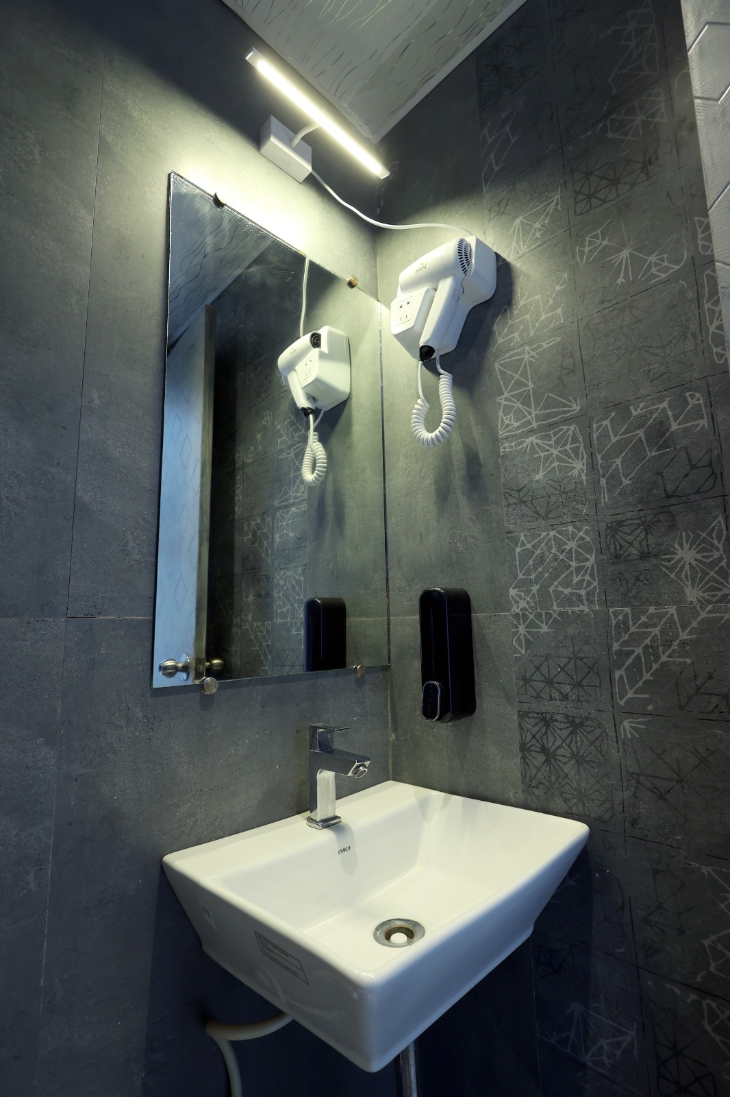 2 BR Serviced Apartment @ Andheri East