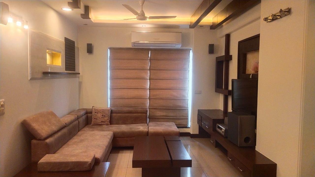 Contemporary Serviced Apartments on Golf Course Road