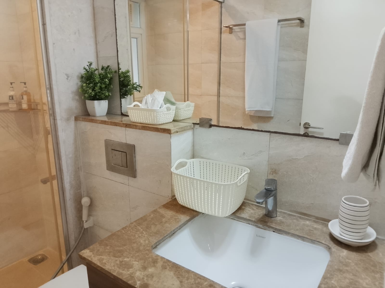 Classic Serviced Apartments in Sector 5