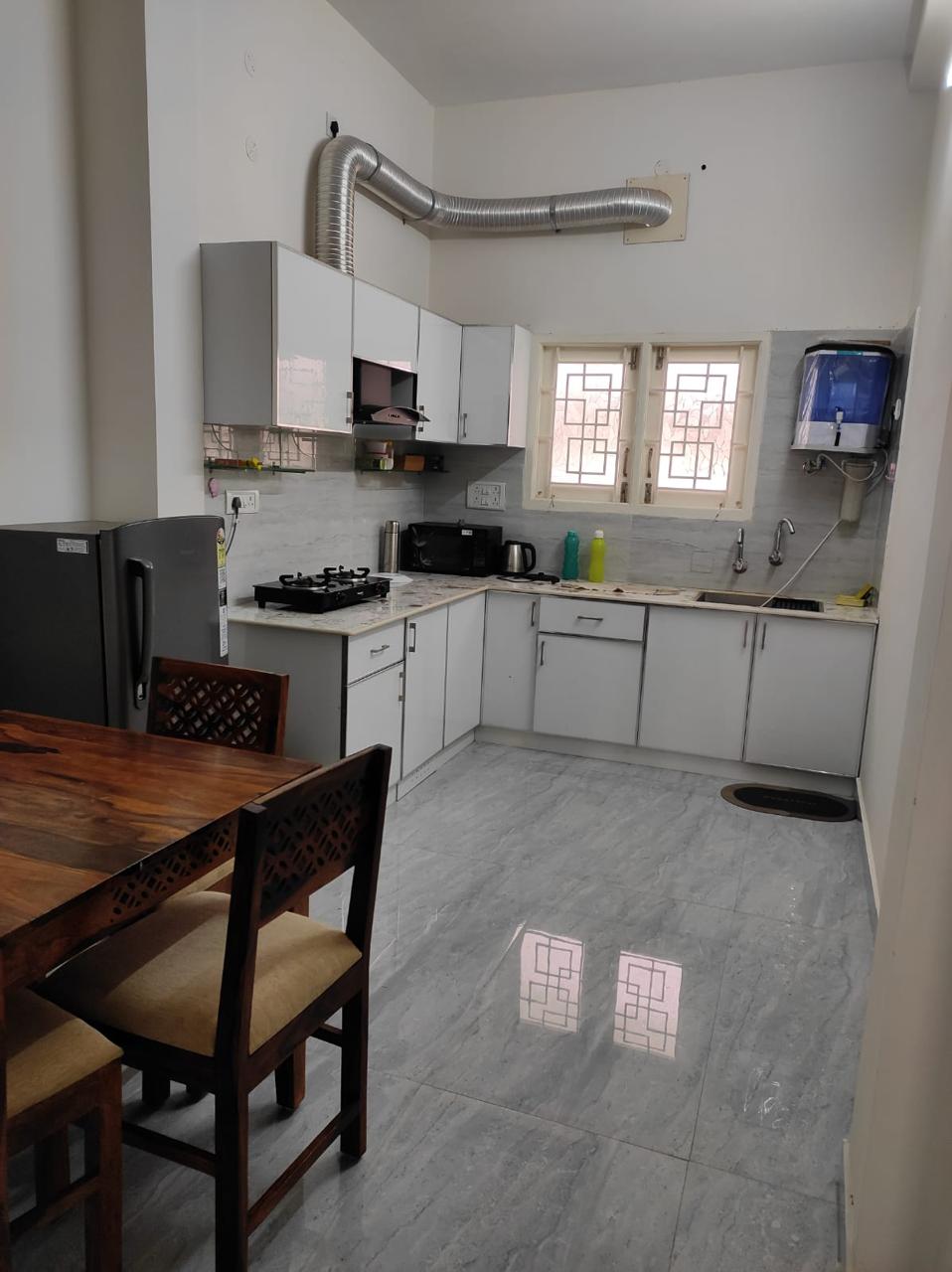 Homely 1 Bedroom Apartment