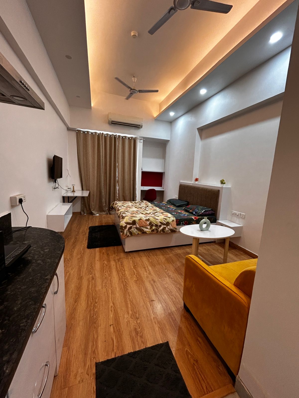 Contemporary Studio Apartment in Sector 4