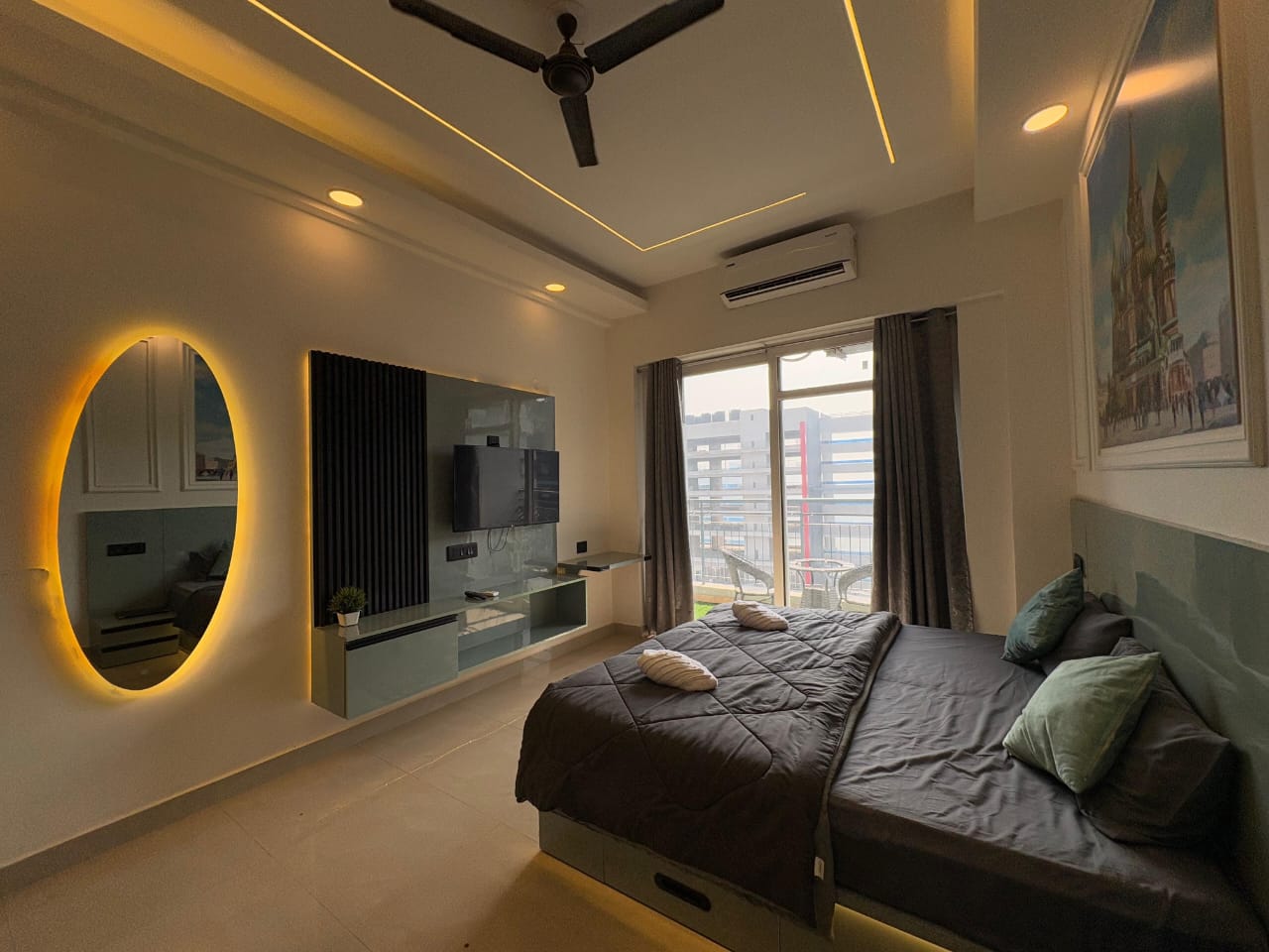 Luxury Studios in Sector 4